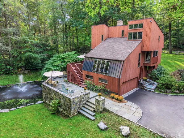7 Cabin Ridge Road, Chappaqua, NY 10514
