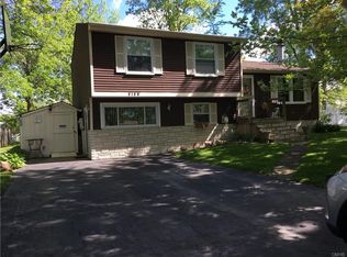 6169 Crowell Dr, Cicero, NY 13039