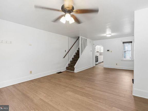4th image of 348 Valley Rd