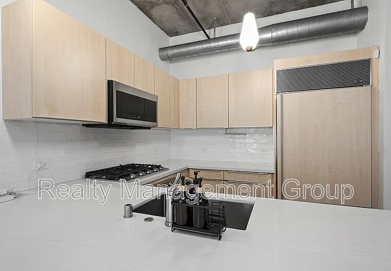 877 Island Ave #312 — Photo 5