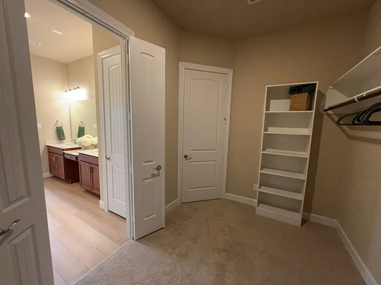 5602 Caracara St — Photo 18