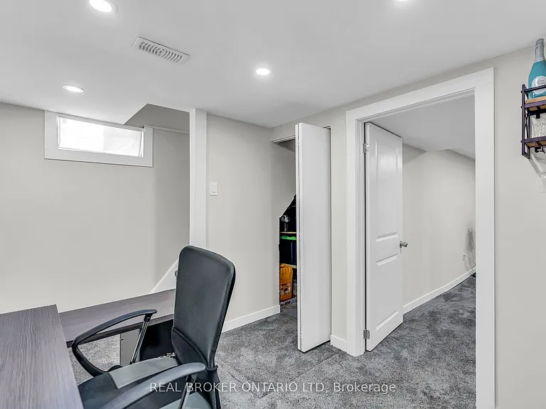 60 Tilipe Rd — Photo 32