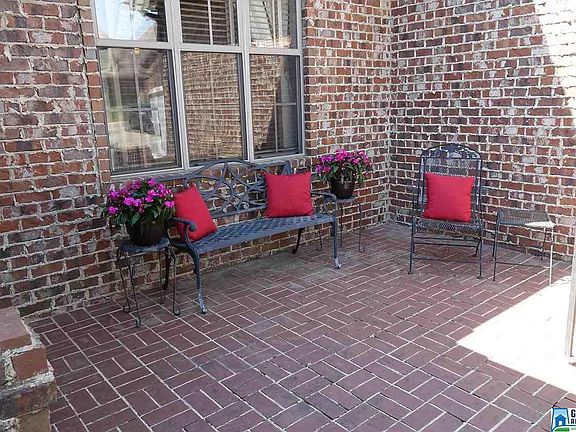 2nd image of 6119 Longmeadow Cir
