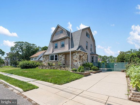 3rd image of 1211 Eldridge Ave