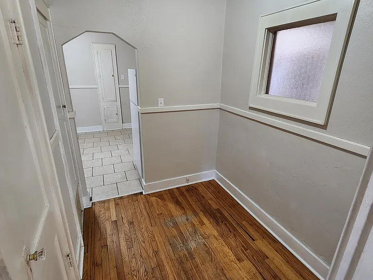 804 E Main St #2 — Photo 8