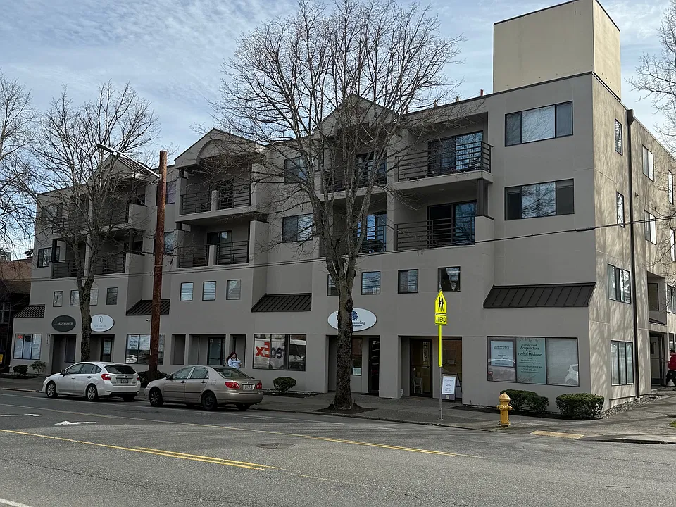 3622 California Ave SW #307