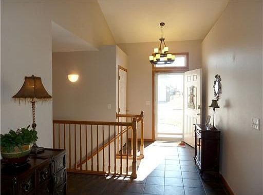 2nd image of 85 Vixen Ln