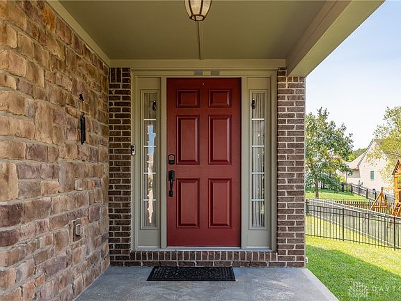 4th image of 3424 Myna Ln