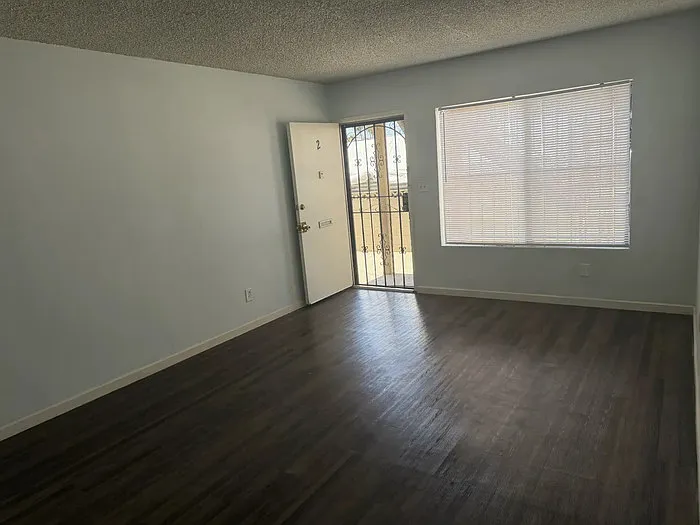 1 bed, 1.0 bath, $1,700 — Photo 2