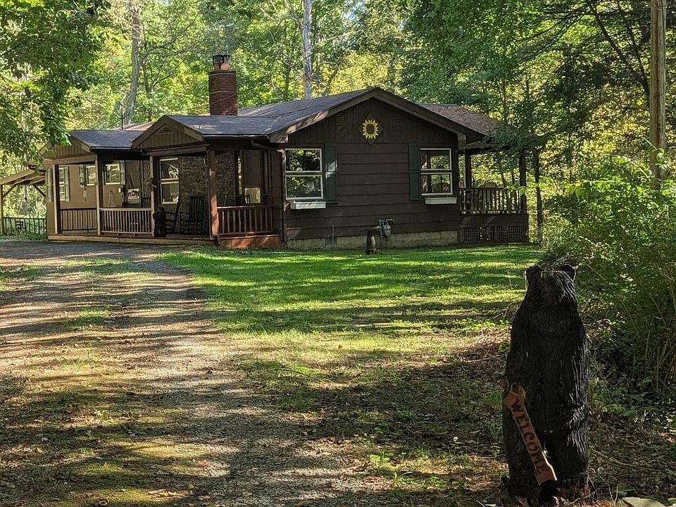1st image of 484 Mann Hill Rd
