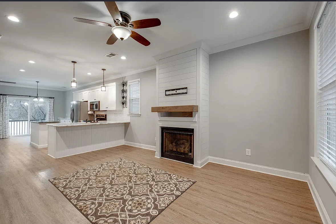 4 bed, 1512 sqft, $2,500 — Photo 3