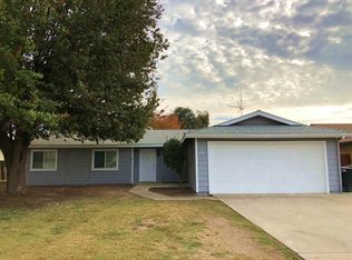 275 Pearl Dr, Lemoore, CA 93245