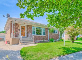 7748 N Waukegan Rd, Niles, IL 60714