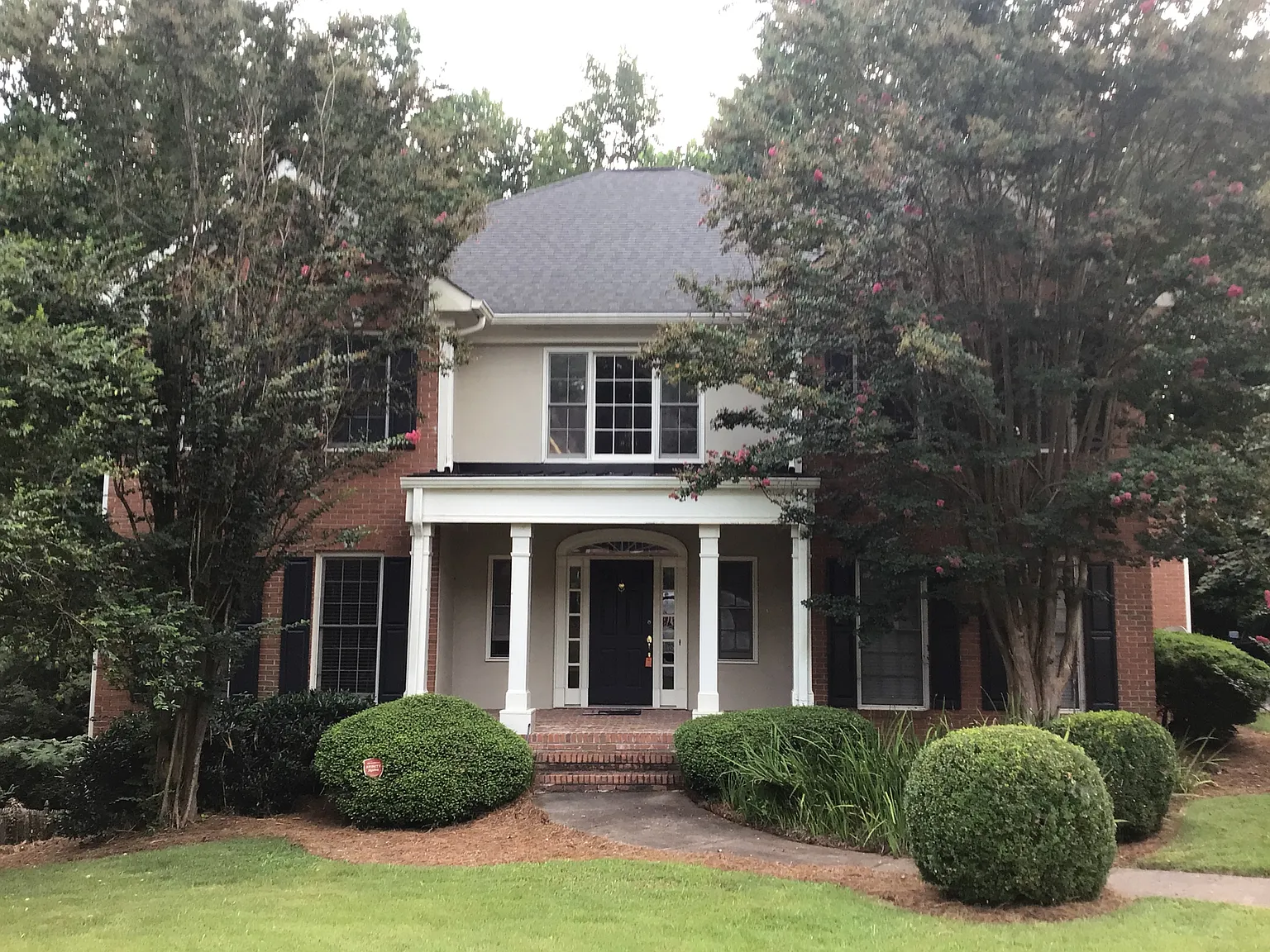 4 bed, 2.5 bath, 3258 sqft, $3,330 — Photo 1