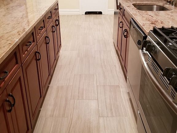 4th image of 7666 Austin St APT 4N