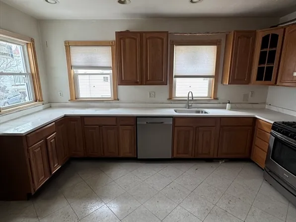 43 Clark St #2, Everett, MA 02149