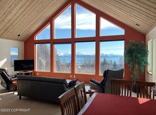 1020 Mission Rd, Homer, AK 99603