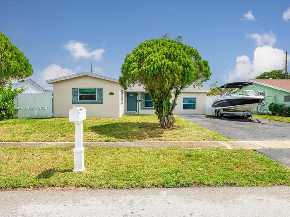 6470 Coolidge St, Hollywood, FL 33024