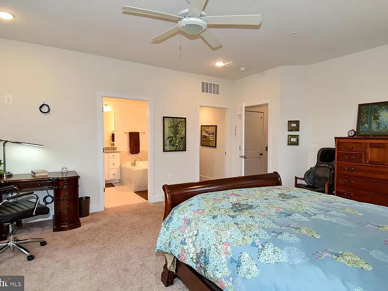 23610 Havelock Walk Ter — Photo 19