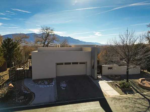 1114 Avenida Los Suenos, Bernalillo, NM 87004