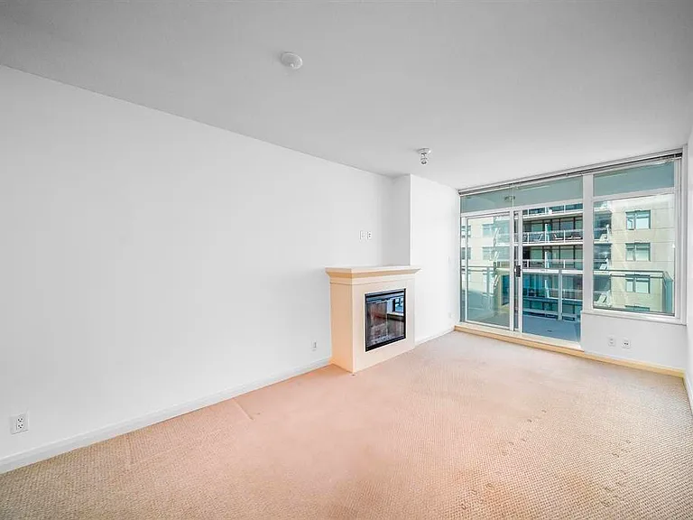 892 Carnarvon St #2203 — Photo 3