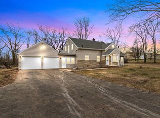 1380 Larsen Rd, Neenah, WI 54956