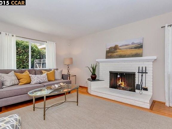 3rd image of 701 Slater Ave