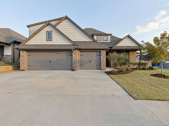 2nd image of 18800 Autumn Grove Dr