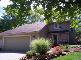 8307 Frith Rd, Columbus, MI 48063