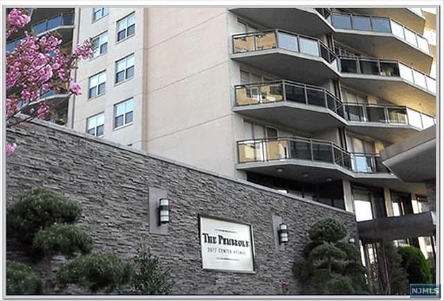 1st image of 2077 Center Ave APT 11a
