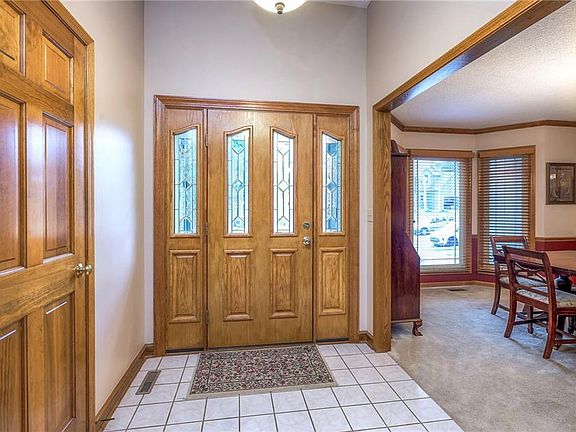 3rd image of 5335 Osage Ave