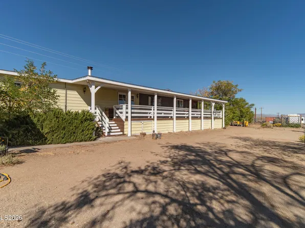 32 Wild Peach Ln, Wellington, NV 89444
