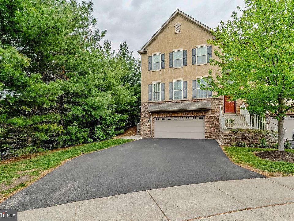 1st image of 80 Lilly Dr