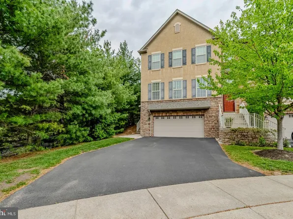 80 Lilly Dr, Feasterville, PA 19053