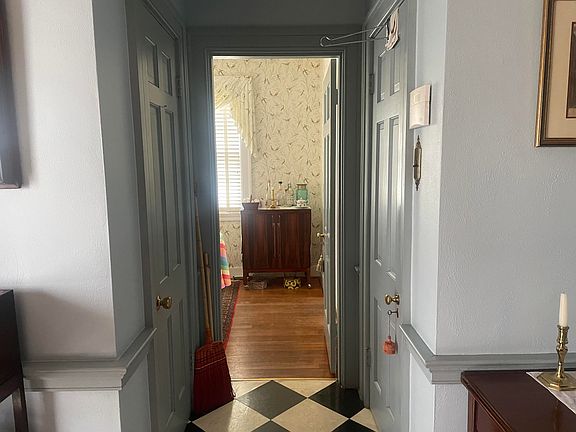 5th image of 807 Palace Blvd