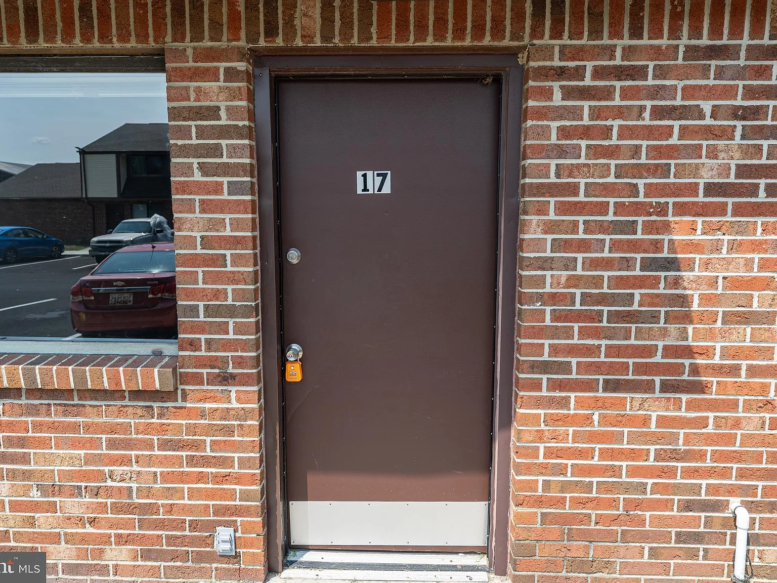 1 bed, 450 sqft, $1,095 — Photo 4