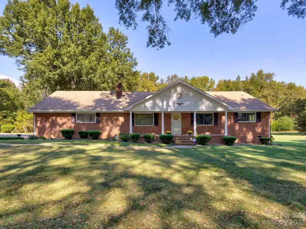 10811 John Russell Rd, Charlotte, NC 28213
