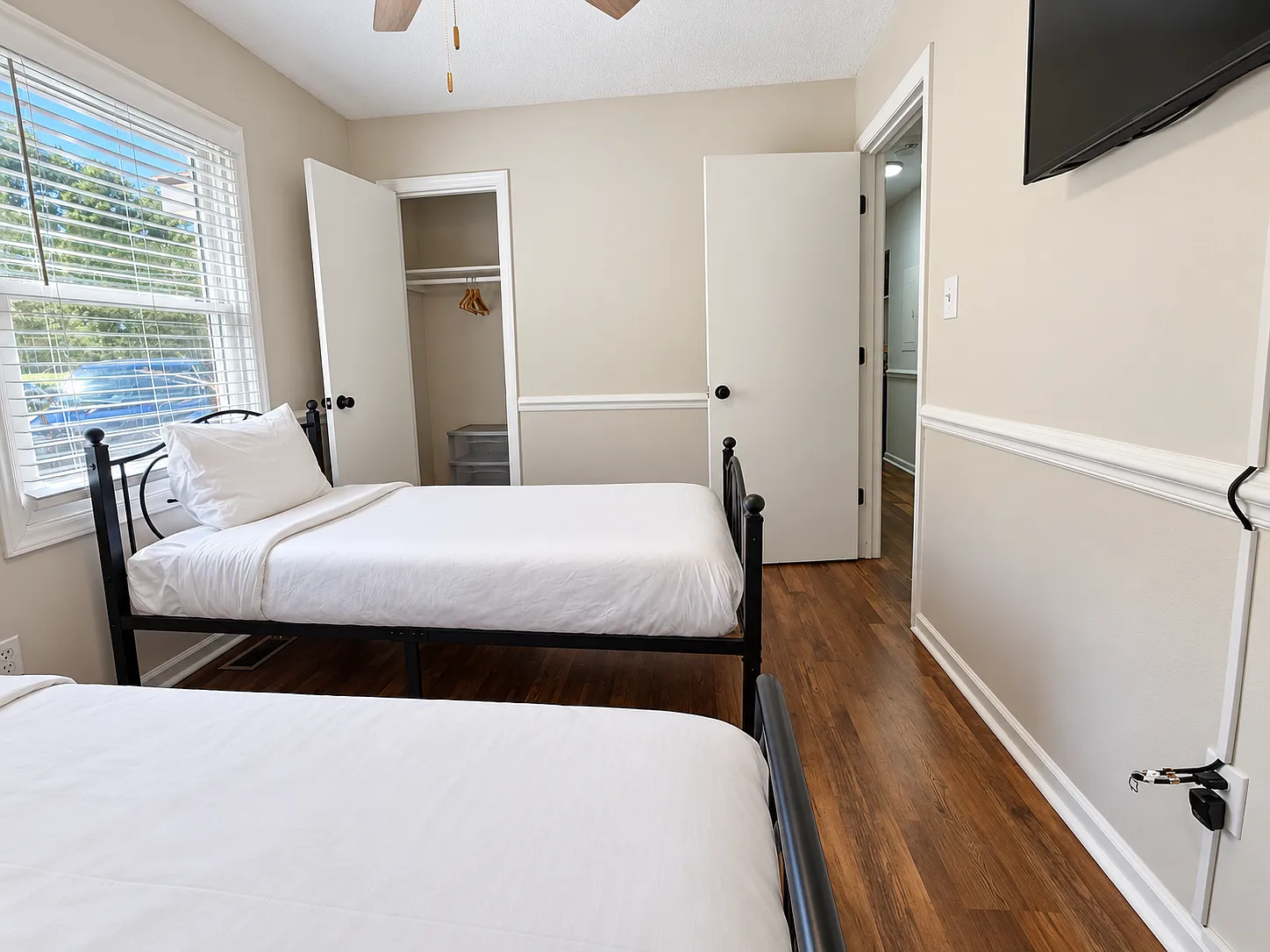 1804 Vernon Road - B — Photo 3