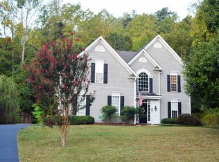 1396 Singleton Ln, Charlottesville, VA 22903