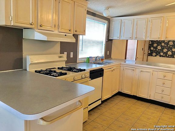 4th image of 23602 Tumbleweed Ln