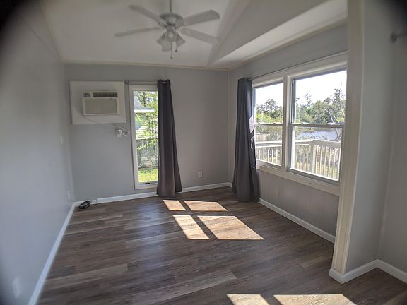 5th image of 987 W Kitty Hawk Rd