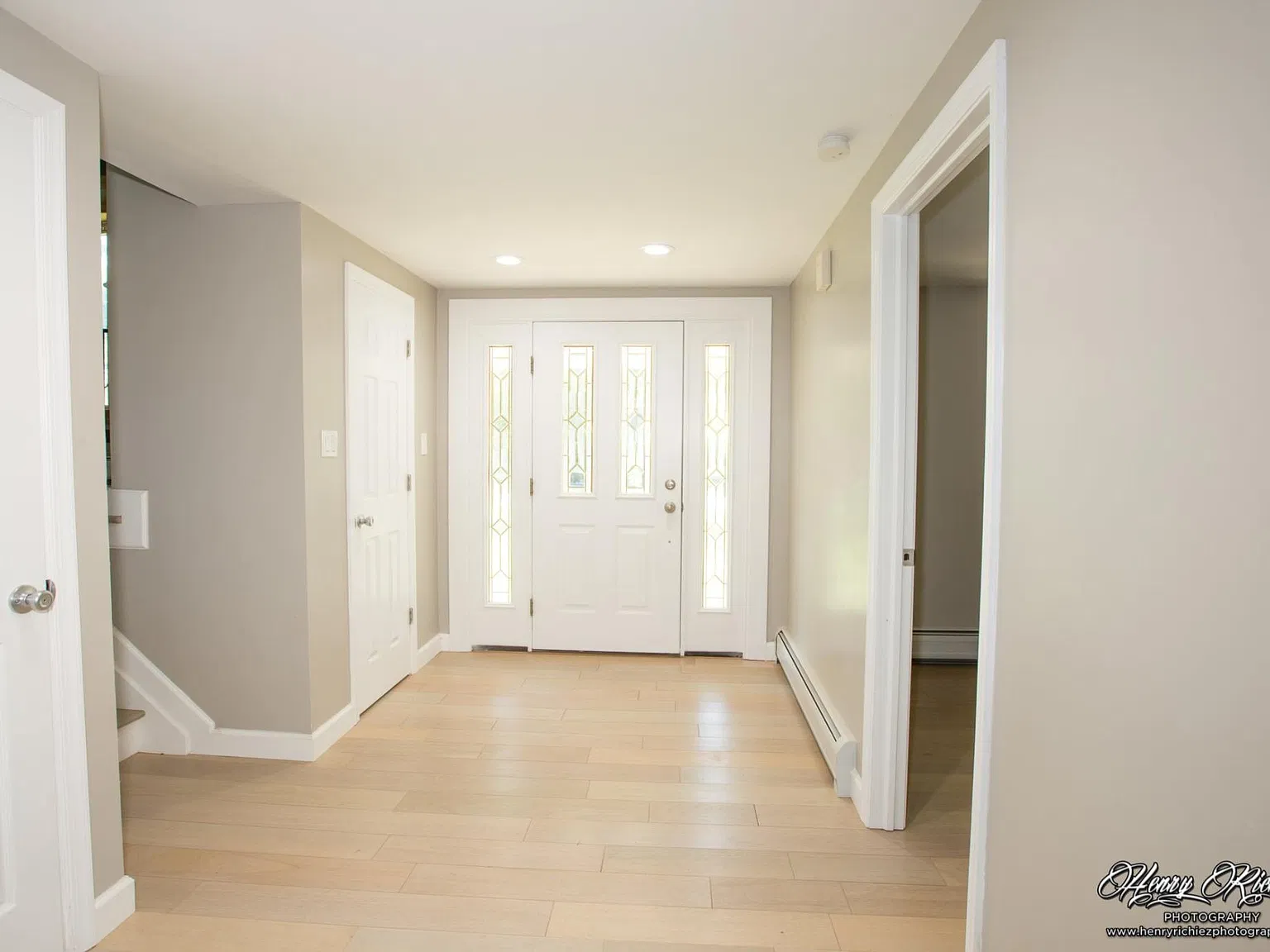 223 River Bend Rd — Photo 4
