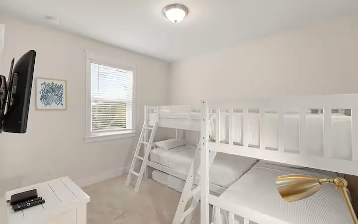 318 Grande Pointe Cir — Photo 30