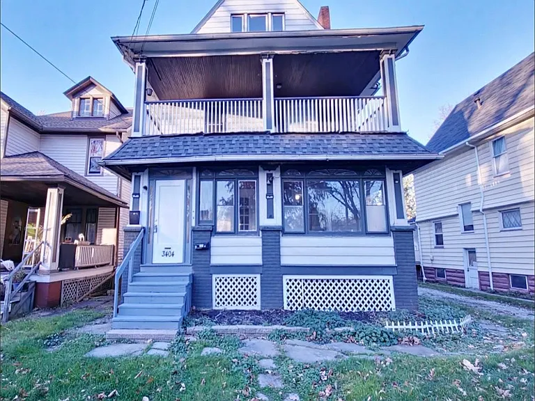 3404 Archwood Ave #3 — Photo 1