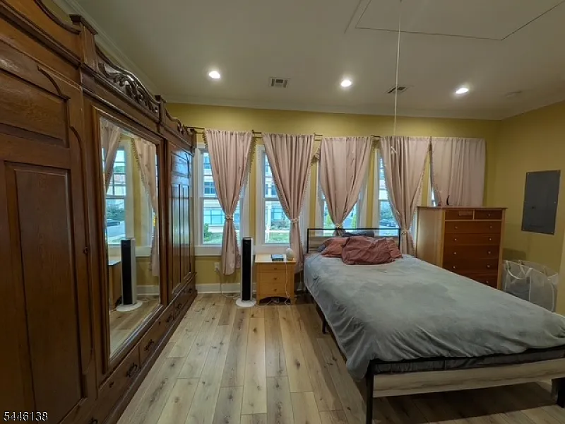 1 bed, 1.5 bath, $2,200 — Photo 1