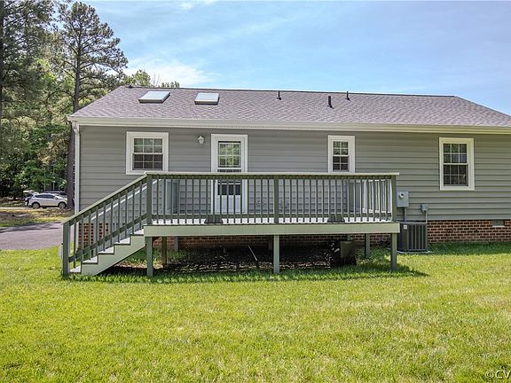 5th image of 14920 Blue Rock Dr