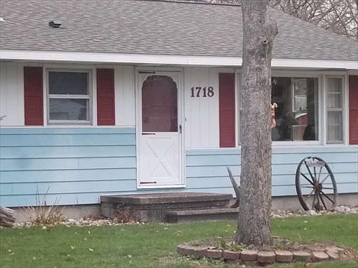 2nd image of 1718 Vine Ave