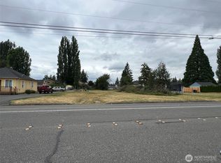 6506 Armar Rd, Marysville, WA 98270