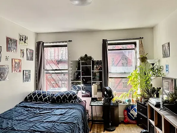 94 Orchard St APT 3B, New York, NY 10002