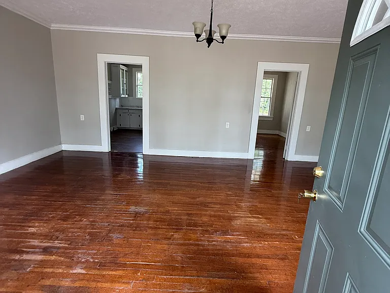 4520 Whitehaven Dr — Photo 4